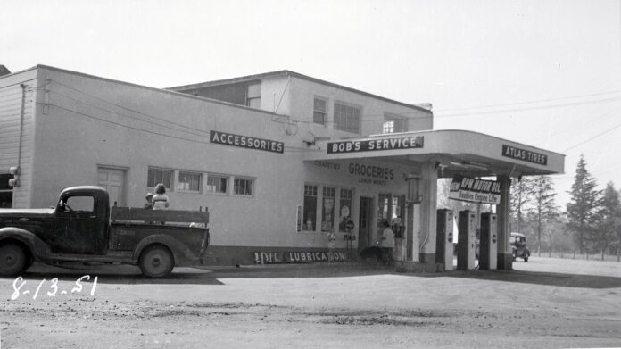 Chambers Corner 1951e