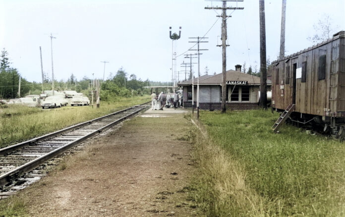 1946 Kanaskat Depot-c