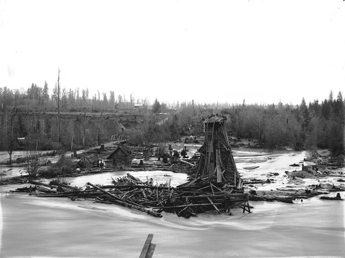 White River RR Trestle, R2009.5-144